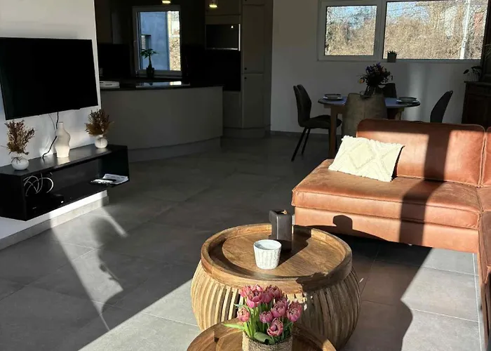 L'ancien Rucher * Hotton